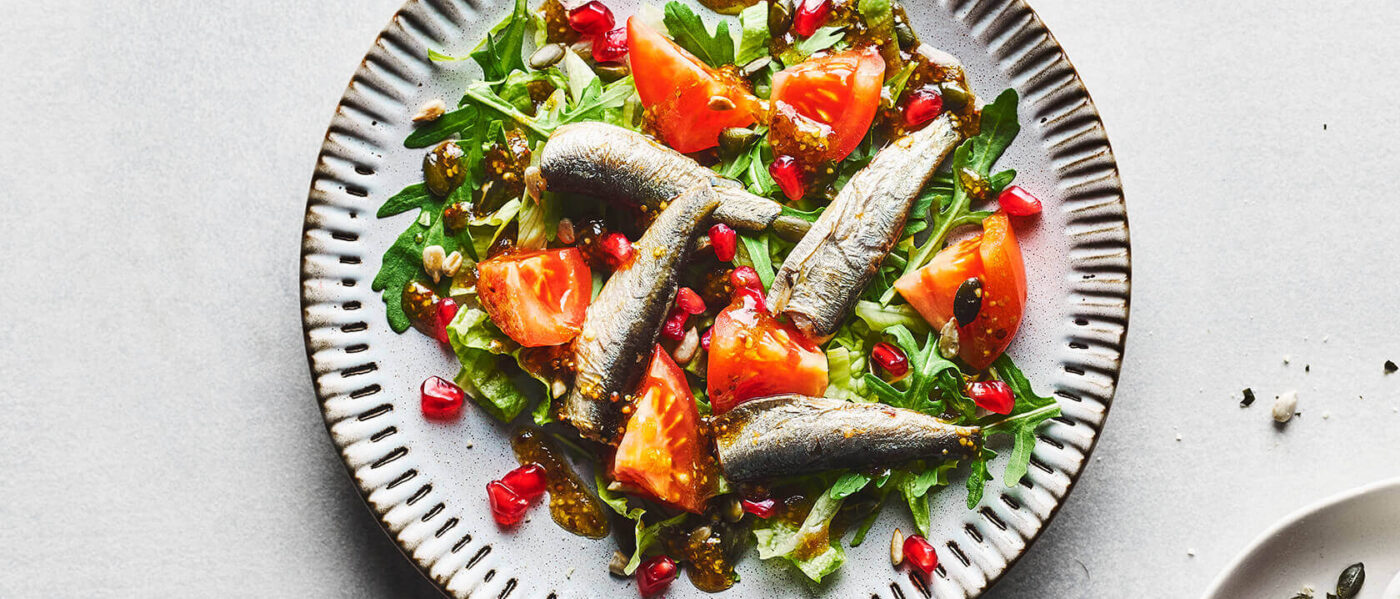 Salat med sardiner og frø Oppskrifter med sardiner King Oscar Norway